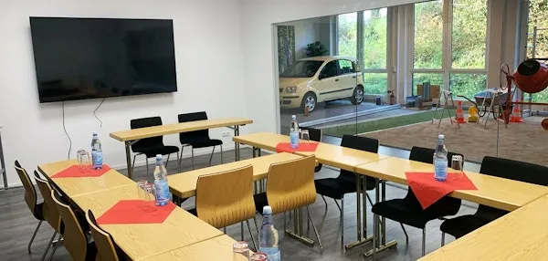 Fotografie eines Seminarraums